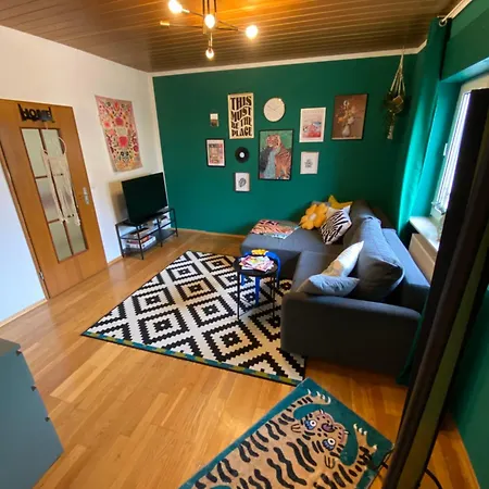 Schoene Zentrale 2 Zimmer Wohnung Bodenheim Buitenkant foto
