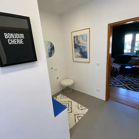Schoene Zentrale 2 Zimmer Wohnung Bodenheim Buitenkant foto